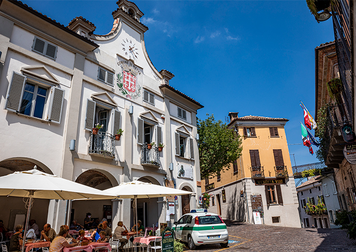 Neive, il borgo meglio conservato delle Langhe e del Piemonte