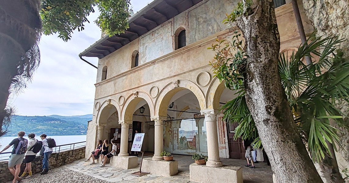 monastero Santa Caterina del Sasso